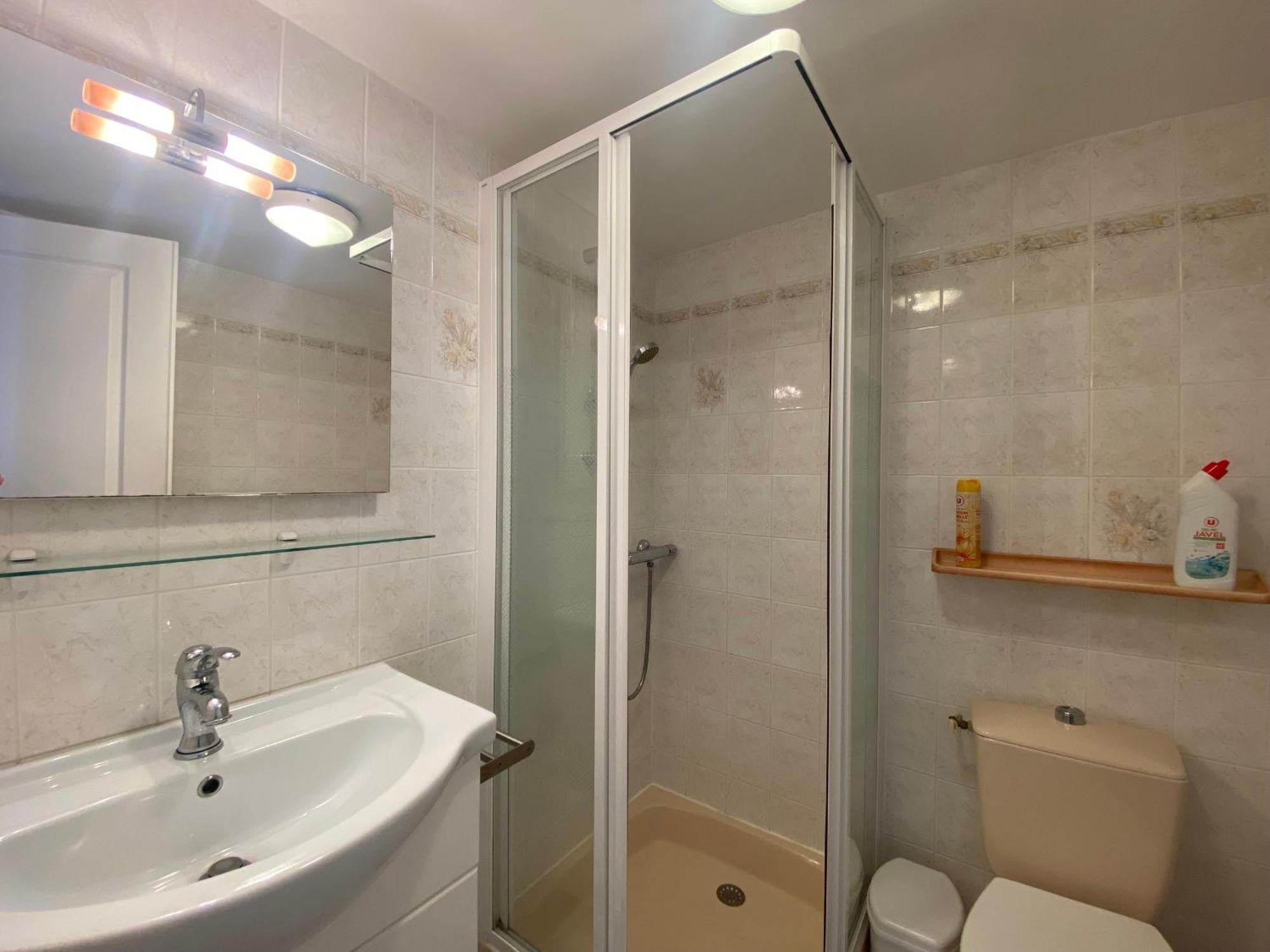 Appartement 1Er Etage Proche Centre-Ville, Plage Et Commerces, Balcon, Parking, Wifi Inclus - Fr-1-22-171 La Tranche-sur-Mer Ngoại thất bức ảnh